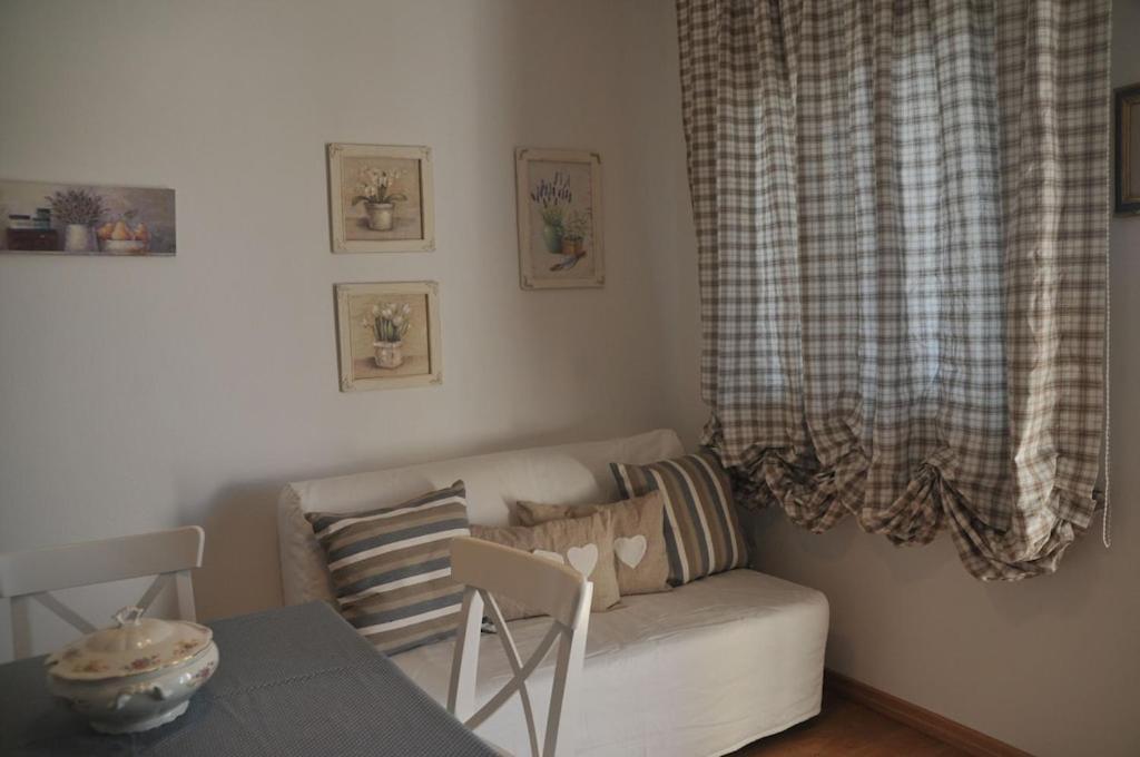 La Pavoncella Suite Орозеи Экстерьер фото